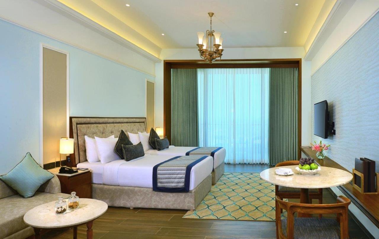 Gift City Club, A Member Of Radisson Individuals Gandhinagar Eksteriør bilde
